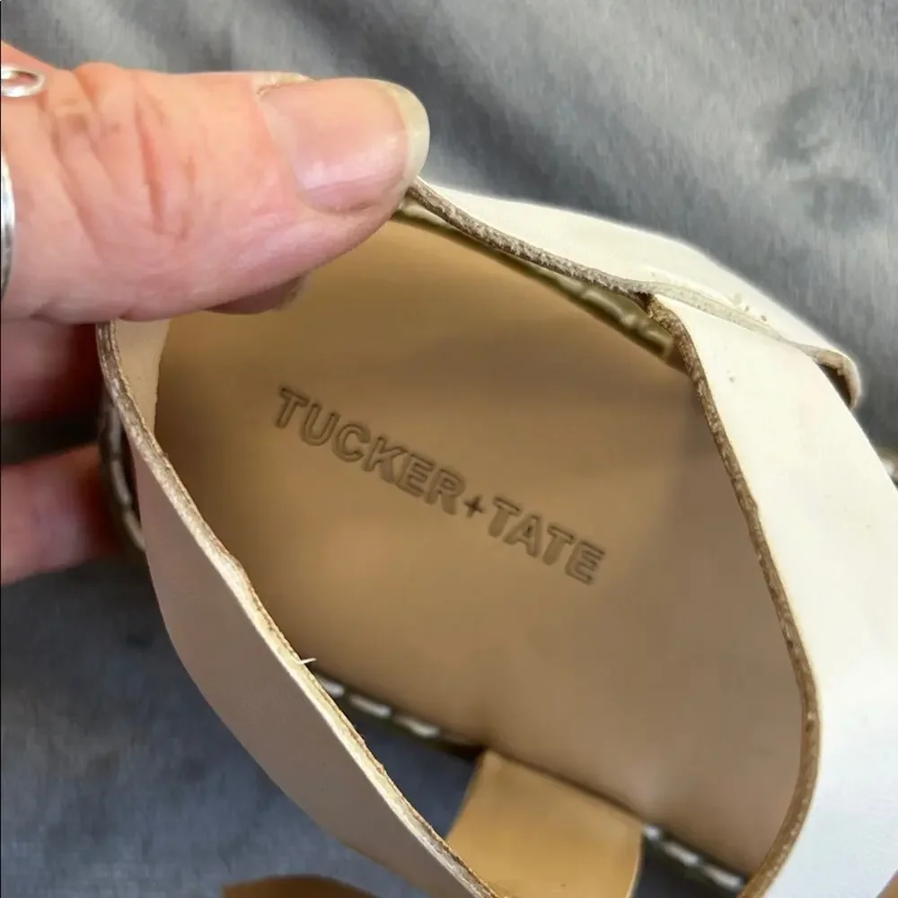 Tucker + Tate White Strappy Kids Sandals size 3